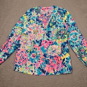 Lilly Pulitzer‎ Medium Colorful Floral Pattern Long Sleeve VNeck Blouse 100 Silk